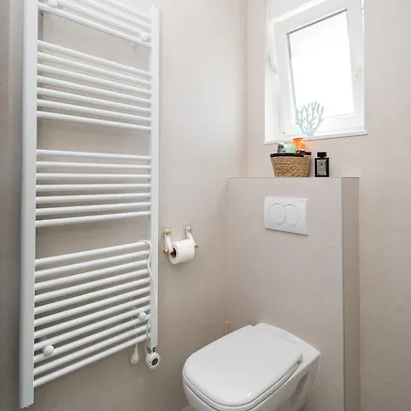 Апартаменты Family-friendly With Swimming Pool - Lozice, - 24328 Вир