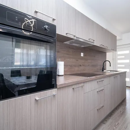 Family-friendly With Swimming Pool - Lozice, - 24328 Апартаменты *