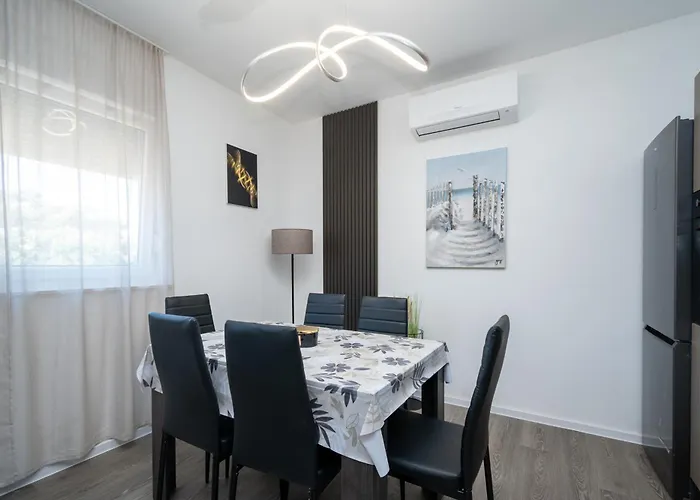 Family-friendly With Swimming Pool - Lozice - 24328 Apartamento Vir