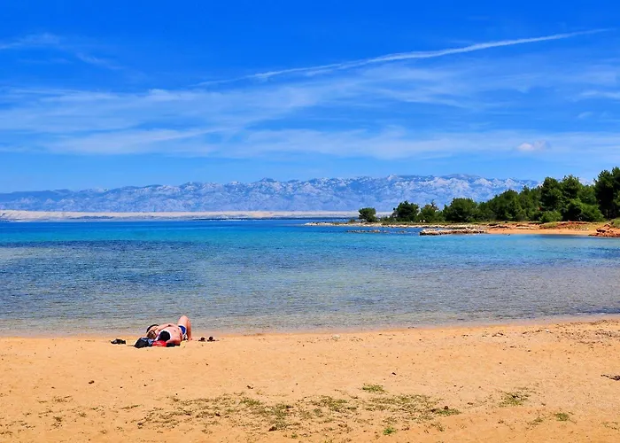 Family-friendly With Swimming Pool - Lozice - 24328 Apartamento Vir